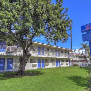 6-chino, Ca - Angeles Area Hotel