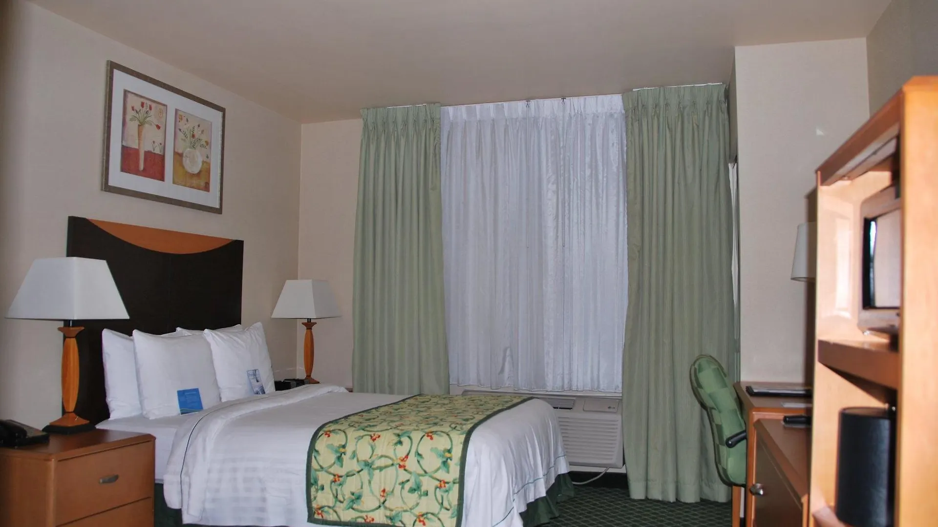 Fairfield Inn By Marriott Jfk Airport New York